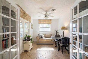 Smart TV, fireplace, DVD player, books