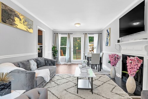 Family-Friendly 3BR House Near Raleigh, Wake County ✅