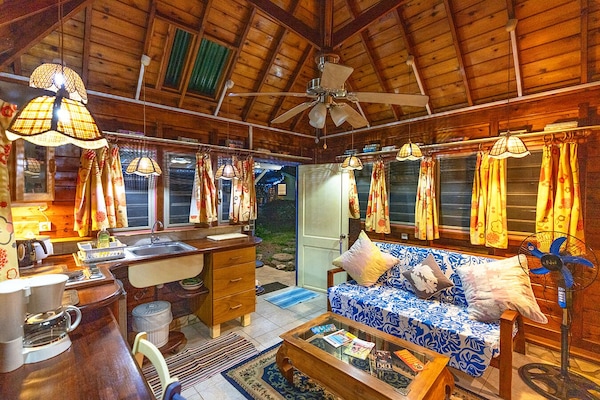 Quarto conforto, para não fumantes, vista para o jardim | Área de estar