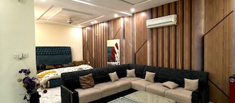 Charming 1-bedroom apartment with AC, WiFi in enjoyable Abdullah Gardens Fsd