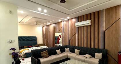 Charming 1-bedroom apartment with AC, WiFi in enjoyable Abdullah Gardens Fsd