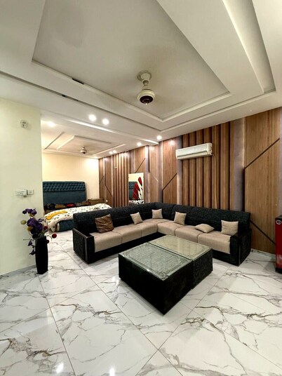 Charming 1-bedroom apartment with AC, WiFi in enjoyable Abdullah Gardens Fsd