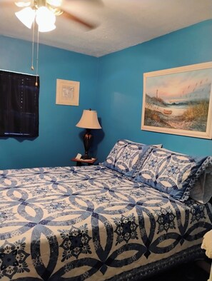 1 bedroom, desk, iron/ironing board, free WiFi