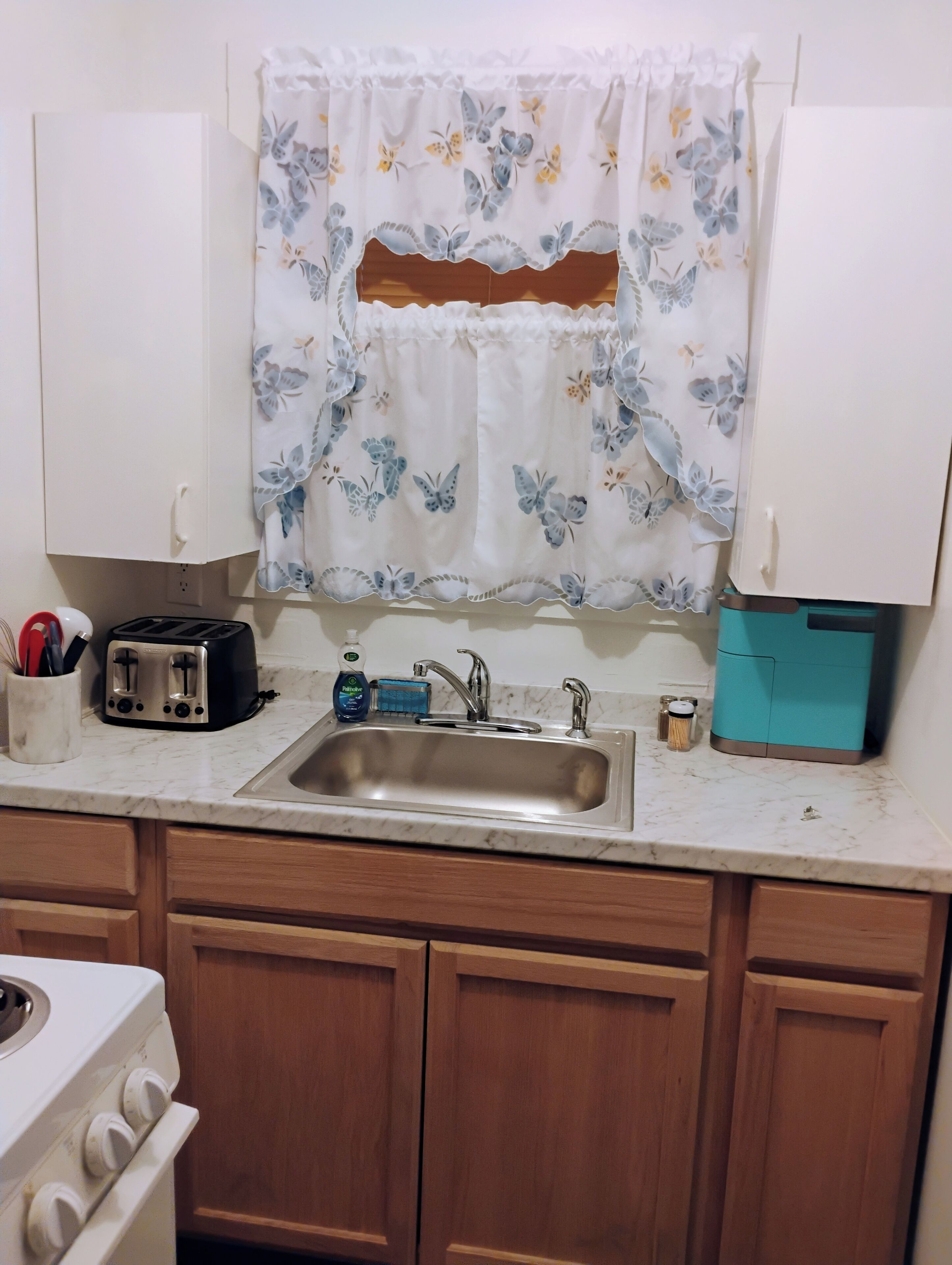 冰箱、微波炉、烤箱、炉灶