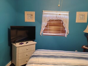1 chambre, bureau, fer et planche à repasser, Wi-Fi gratuit