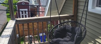 Kadia’s Place-The One With The Private Backyard