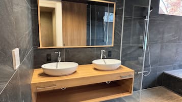 Luxury-Villa, Bergblick | Badezimmer | Handtücher