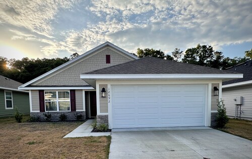 Charming 3-bedroom house with AC, WiFi in lovely Alachua