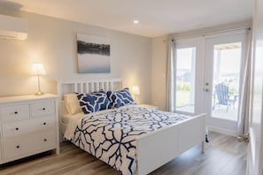 4 habitaciones, tabla de planchar con plancha, wifi y ropa de cama 