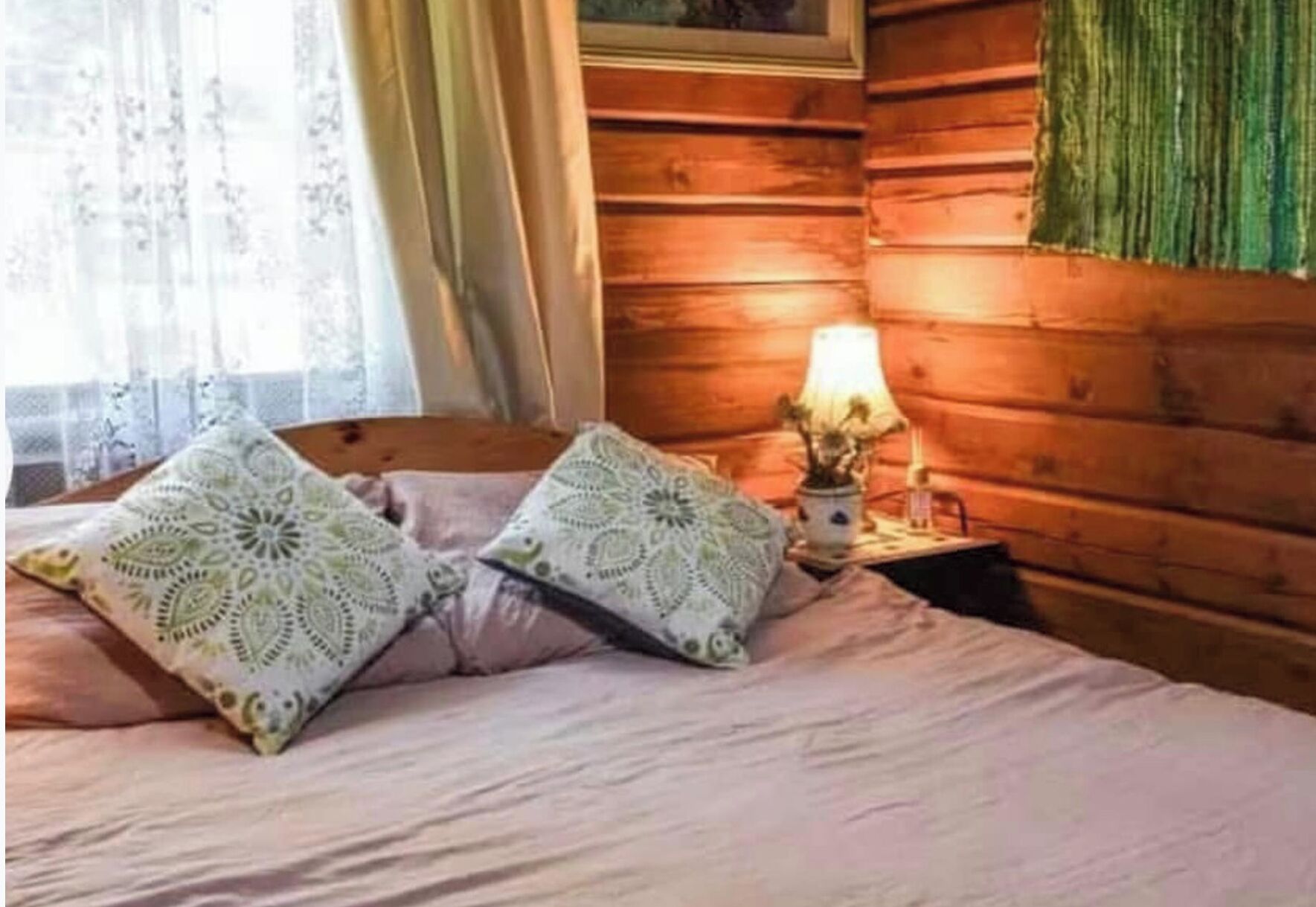 2 slaapkamers, een strijkplank/strijkijzer, wifi, beddengoed