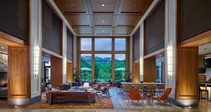 Escape to the awe-inspiring beauty of Avon, Colorado and the Rockies