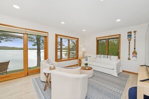 Smart TV, video games, table tennis - Lakefront Luxury | 3BR Cabin w/ Piers + Kayaks (Whitewater)