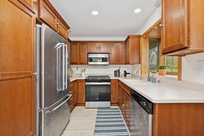 Fridge, microwave, oven, stovetop - Lakefront Luxury | 3BR Cabin w/ Piers + Kayaks (Whitewater)