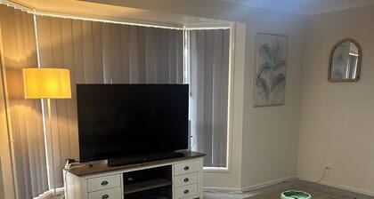 Family home in the heart of Burpengary- Pet Friendly & Ducted Aircon!