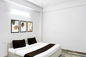 Classic Double Room, City View - Hotel Maharaja Noida (Noida)