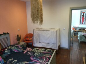 2 bedrooms, iron/ironing board, WiFi, bed sheets