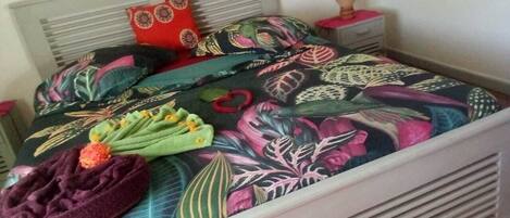 2 soverom, strykejern/-brett, wi-fi og sengetøy