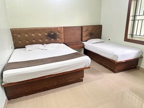 Deluxe Double or Twin Room | Free WiFi - Bms Luxury homes (Anekal)