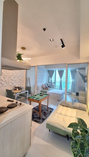 2 bedrooms, WiFi, bed sheets