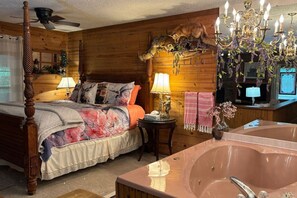 1 bedroom, desk, WiFi, bed sheets