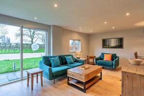 Cottage | Living room