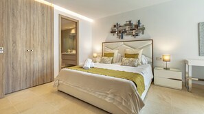 3 bedrooms, Internet, bed sheets - Royal Banus Apartment (Nueva Andalucía,)