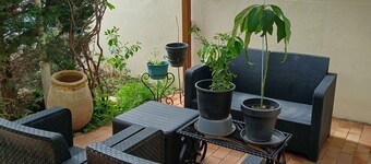 House with garden in a village in Provence, very popular with tourists.