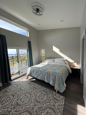 1 chambre, fer et planche à repasser, Wi-Fi, literie fournie