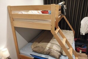 1 bedroom, WiFi, bed sheets - Kreativhof Biotopia RadApart (Creglingen)