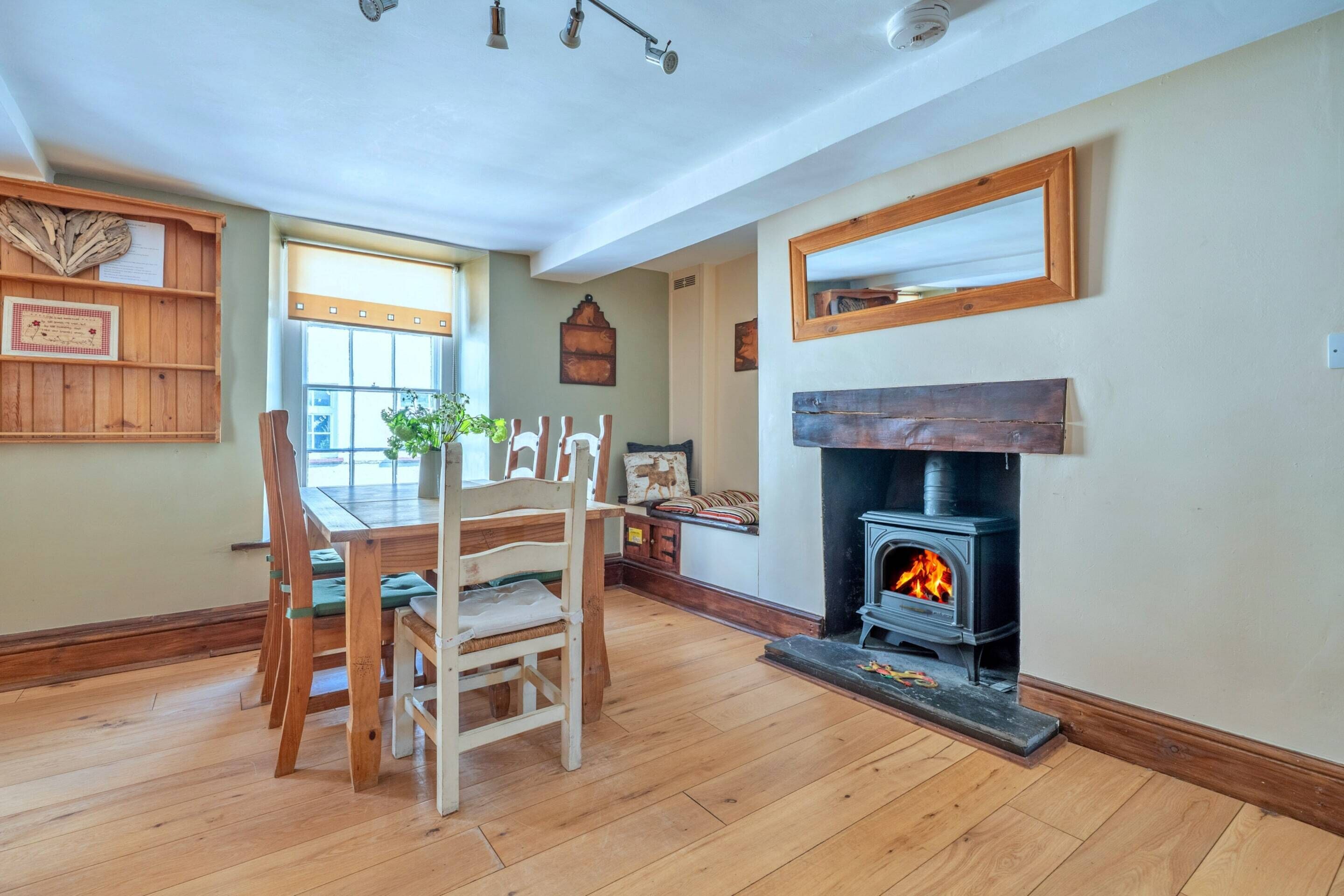 Apartment | Tempat makan