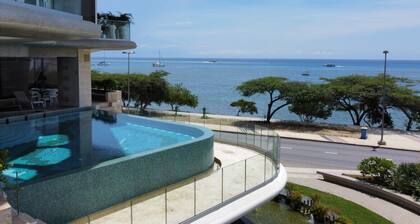 2BR Oceanview Condo at Coral Shell 3e by Bocobay