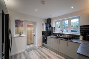 Ferienhaus, 3 Schlafzimmer, Balkon | Innenbereich