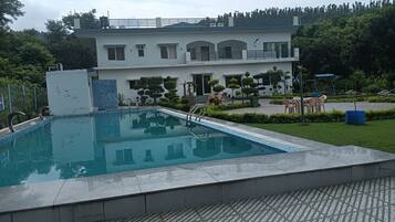 Alberca al aire libre