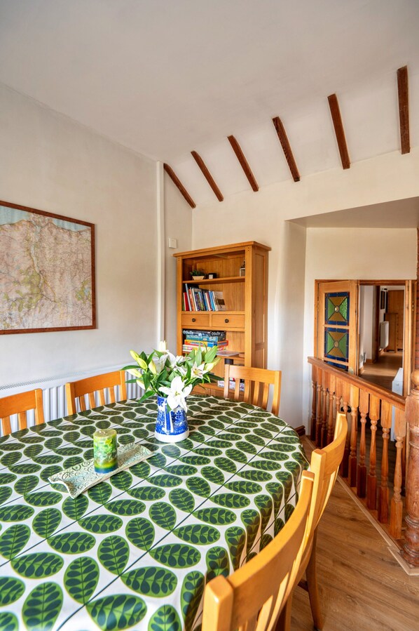 Dining - Chapel in Denbighshire Near Snowdonia (Denbigh)