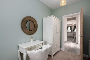 2 bedrooms, iron/ironing board
