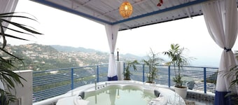 A Santorini Home - By Le Rêve