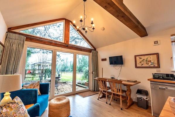 Interior - Lodge in Soberton Near South Downs Riding (Southampton)