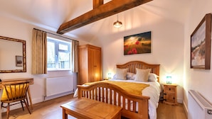 Unclassified image, 2 of 40, button - Lodge in Soberton Near South Downs Riding (Southampton)