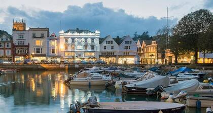 Lodge Near Blackpool Sands, No Deposit