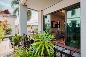 วิลล่า, สูบบุหรี่ได้ | 3 ห้องนอน