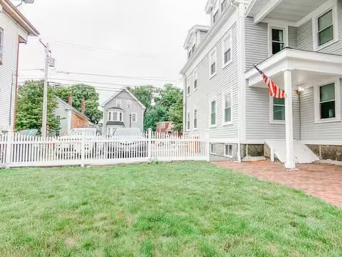 Witch City Retreat w/ Tiki Bar