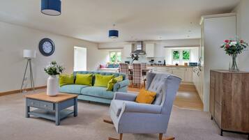 Apartment | Living room