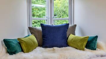 Apartment | Living room