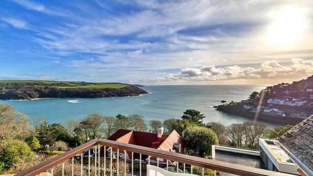 Apartment | Exterior - Apartment in Salcombe With Stunning Sea Views (Salcombe)