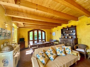 Smart TV, fireplace - Wonderfull Apartament in Villa with private pool (Garda)