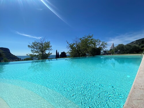 Wonderfull Apartament in Villa with private pool