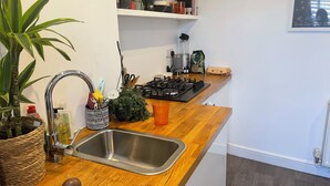 Unclassified image, 2 of 18, button - Cosy 2-bedroom cottage in Apperley Bridge (Apperley Bridge)