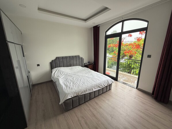 Comfort Double Room, Balcony, Resort View | Premium bedding, Select Comfort beds, laptop workspace, free WiFi
