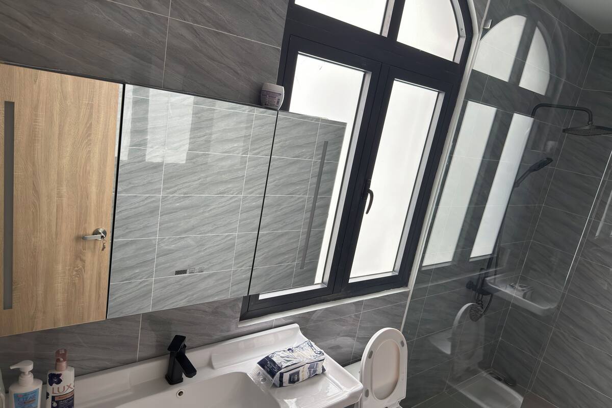 Classic Double Room, 1 King Bed, Balcony, Resort View | Bathroom | Separate bathtub and shower, deep-soaking bathtub