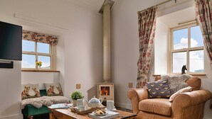 Cottage | Living area